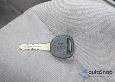 2005 Saturn Vue 4 Cyl из США, поврежденный, VIN 5GZCZ23D35S853564